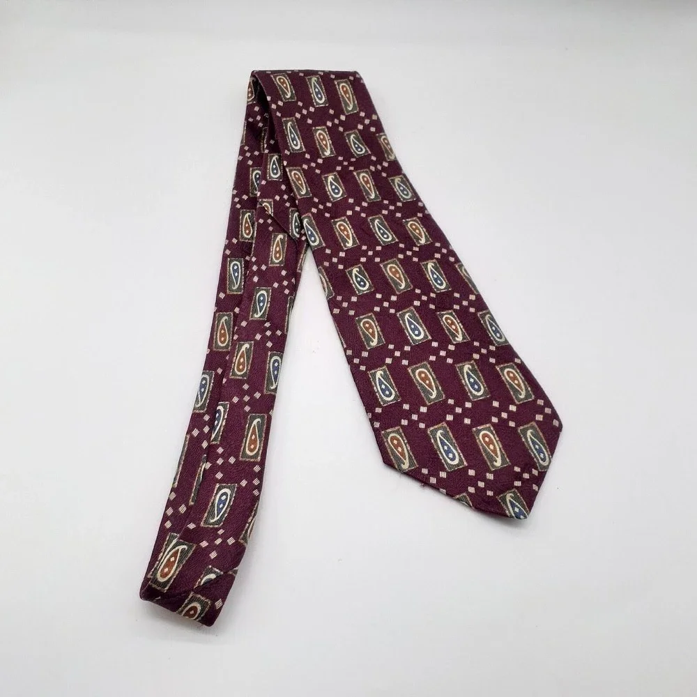 Gant Necktie 100% Italian Silk USA Made Maroon Burgandy Paisley Career Formal